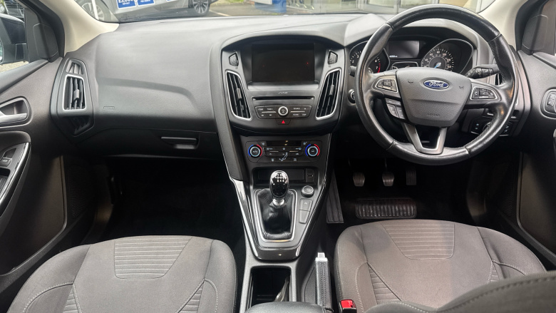 Ford Focus 1.0 EcoBoost 125 Titanium 5dr Petrol Hatchback